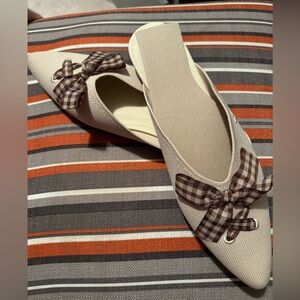 Vivaia Mules - Brand new